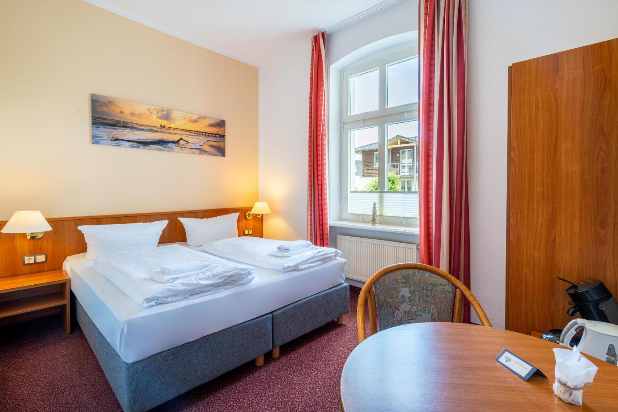 Pension Wald Und See Heringsdorf  Exterior photo